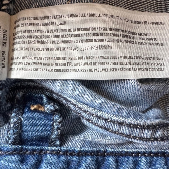 Abercrombie and Fitch High Rise Girlfriend Cut-Off Jean Shorts sz 25 - Picture 10 of 11